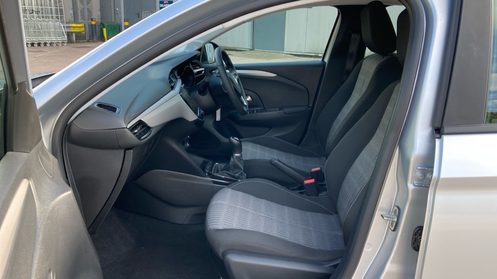 Vauxhall Corsa 1.2 Design 5dr Petrol Hatchback - Image 34