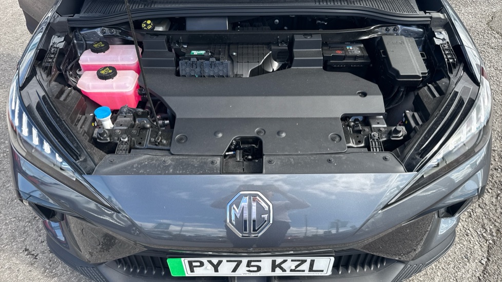 MG MG4 180kW Trophy EV Extended Range 77kWh 5dr Auto Electric Hatchback - Image 8