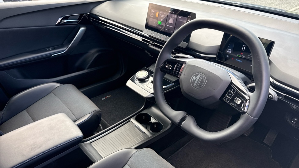 MG MG4 180kW Trophy EV Extended Range 77kWh 5dr Auto Electric Hatchback - Image 11