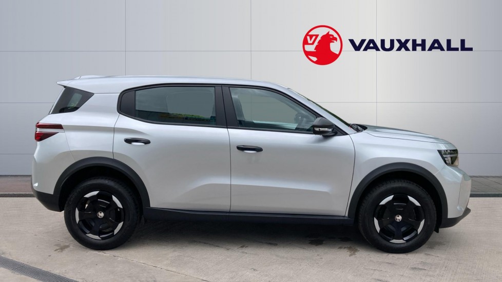 Vauxhall Frontera 1.2 Hybrid Design 5dr e-DCT6 Petrol Estate - Image 5