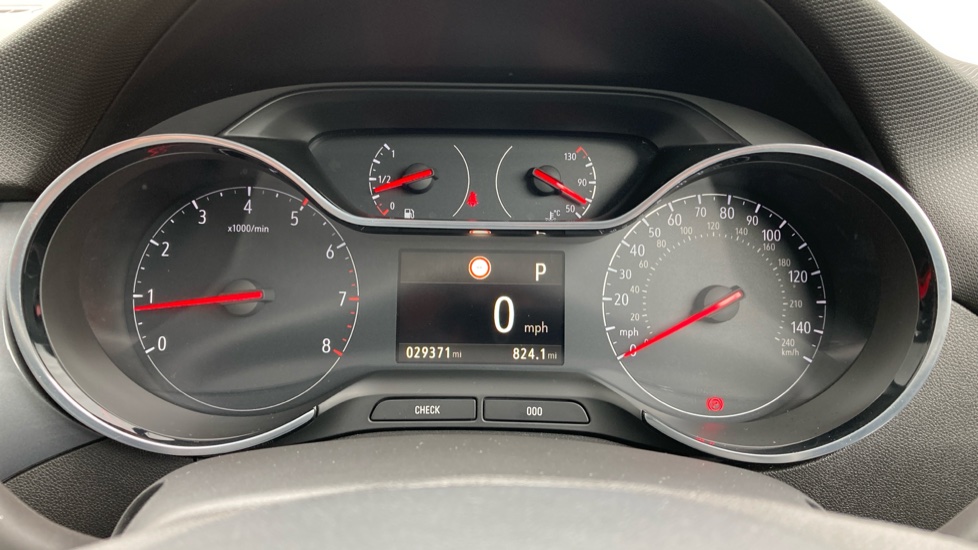 Vauxhall Crossland X 1.2T [130] Elite Nav 5dr [Start Stop] Auto Petrol Hatchback - Image 18