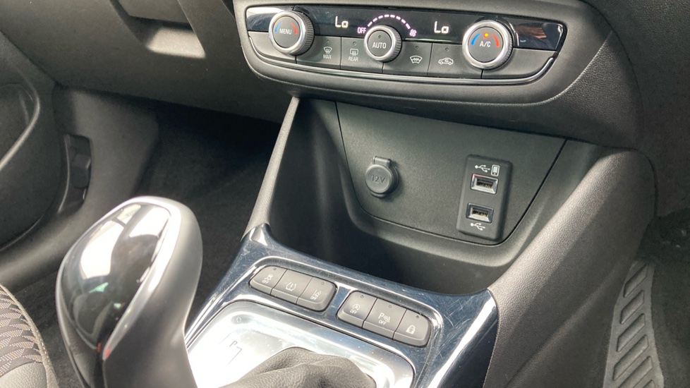 Vauxhall Crossland X 1.2T [130] Elite Nav 5dr [Start Stop] Auto Petrol Hatchback - Image 23