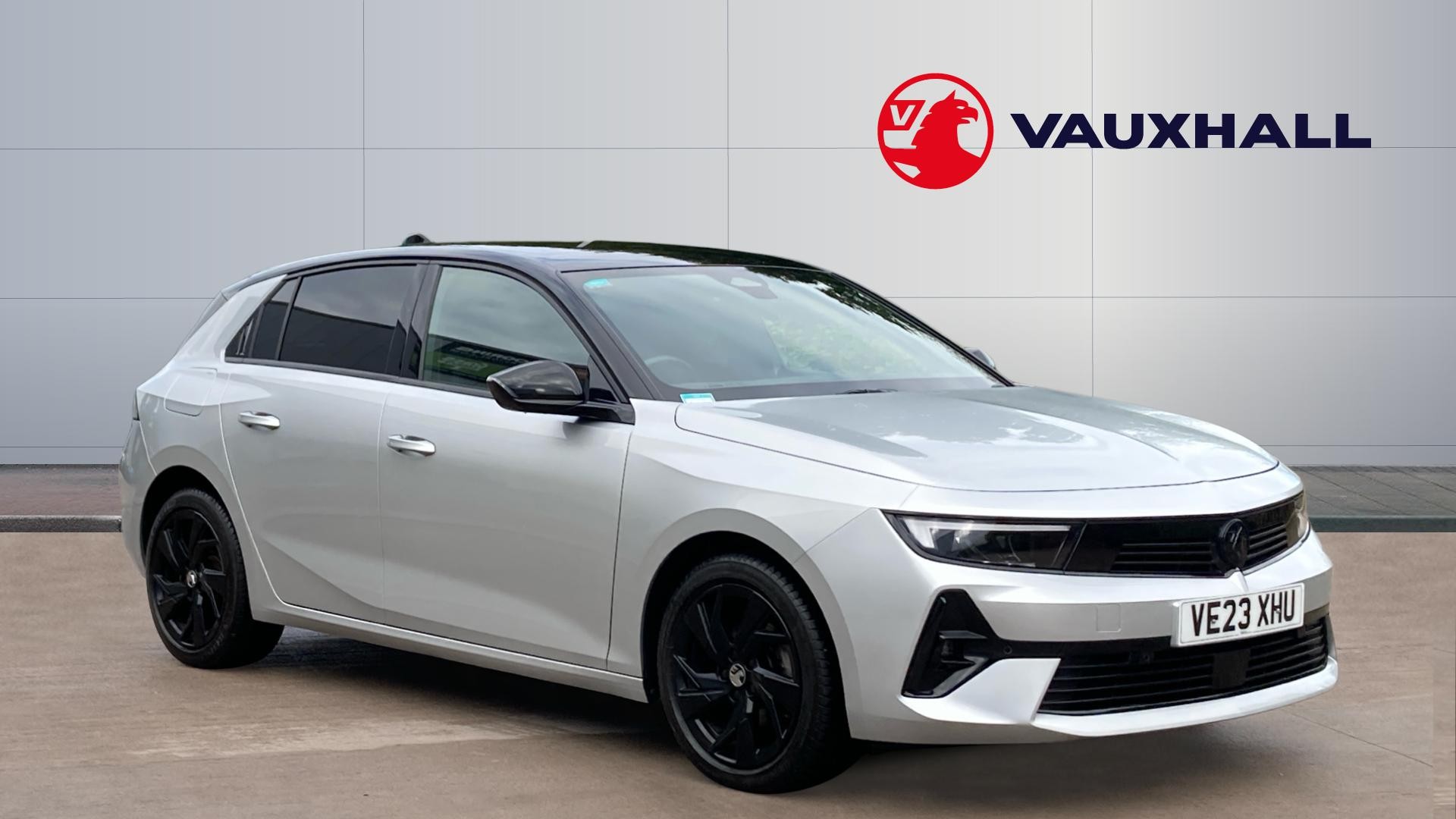 Vauxhall Astra listing photo
