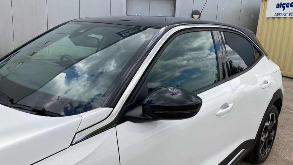 Vauxhall Mokka 100kW Ultimate 50kWh 5dr Auto Electric Hatchback - Image 34