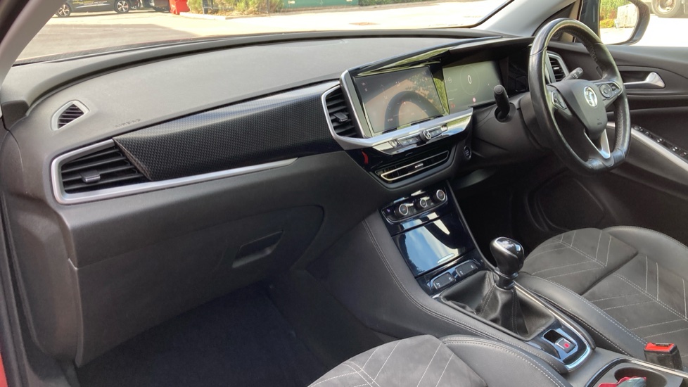 Vauxhall Grandland 1.2 Turbo Ultimate 5dr Petrol Hatchback - Image 9