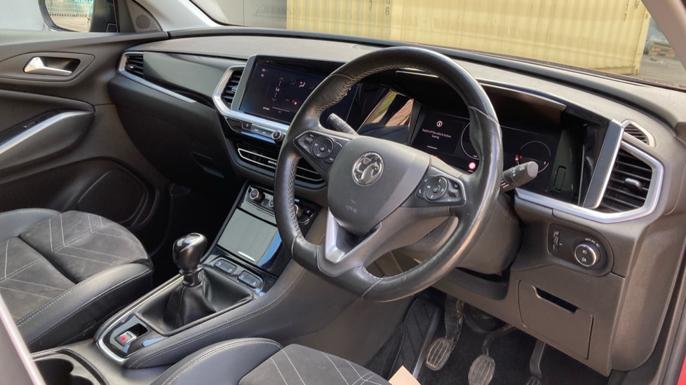 Vauxhall Grandland 1.2 Turbo Ultimate 5dr Petrol Hatchback - Image 11