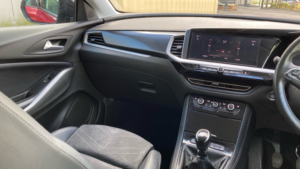 Vauxhall Grandland 1.2 Turbo Ultimate 5dr Petrol Hatchback - Image 14