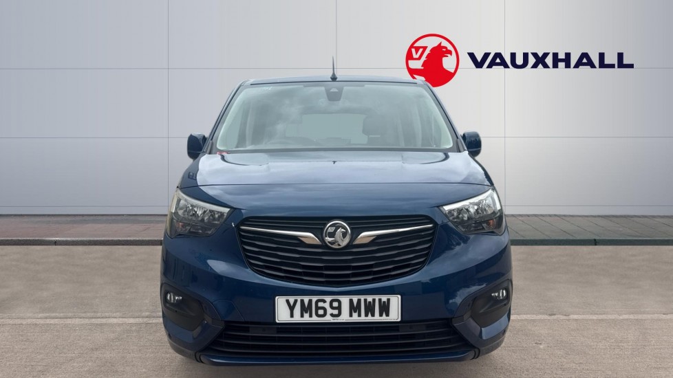 Vauxhall Combo Life 1.5 Turbo D Energy 5dr [7 seat] Diesel Estate - Image 3
