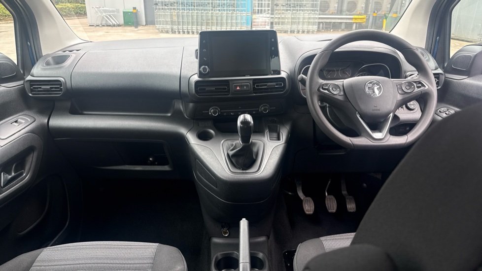 Vauxhall Combo Life 1.5 Turbo D Energy 5dr [7 seat] Diesel Estate - Image 10