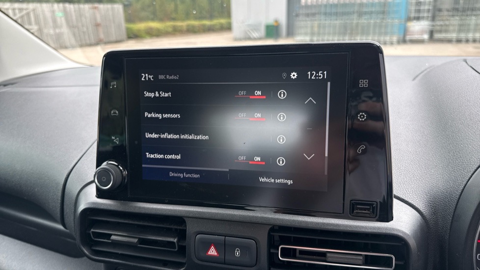 Vauxhall Combo Life 1.5 Turbo D Energy 5dr [7 seat] Diesel Estate - Image 28