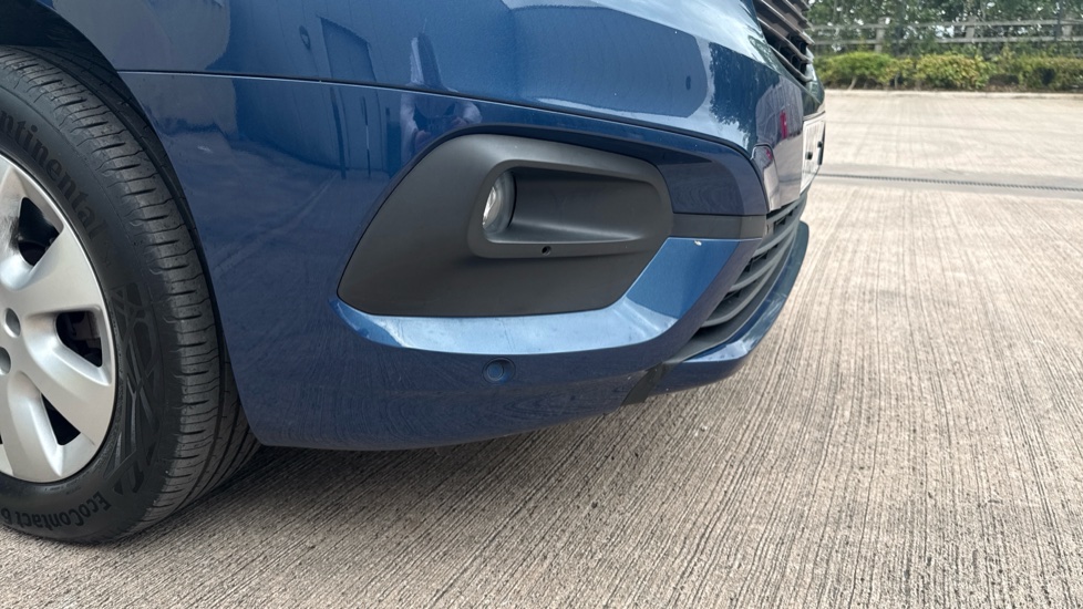 Vauxhall Combo Life 1.5 Turbo D Energy 5dr [7 seat] Diesel Estate - Image 35