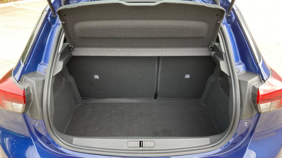 Vauxhall Corsa 1.2 SE Premium 5dr Petrol Hatchback - Image 4