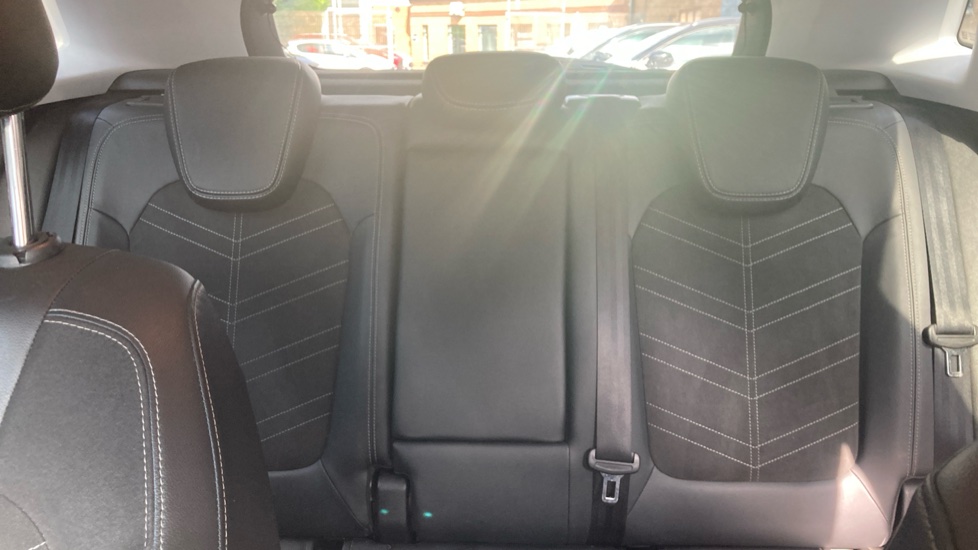 Vauxhall Grandland 1.2 Turbo Ultimate 5dr Petrol Hatchback - Image 15