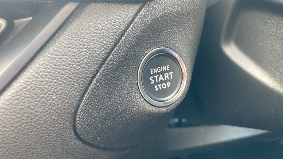 Vauxhall Grandland 1.2 Turbo Ultimate 5dr Petrol Hatchback - Image 23