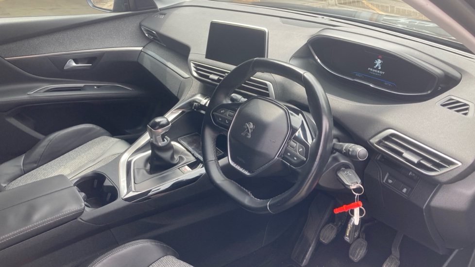 Peugeot 5008 1.5 BlueHDi Allure 5dr Diesel Estate - Image 11