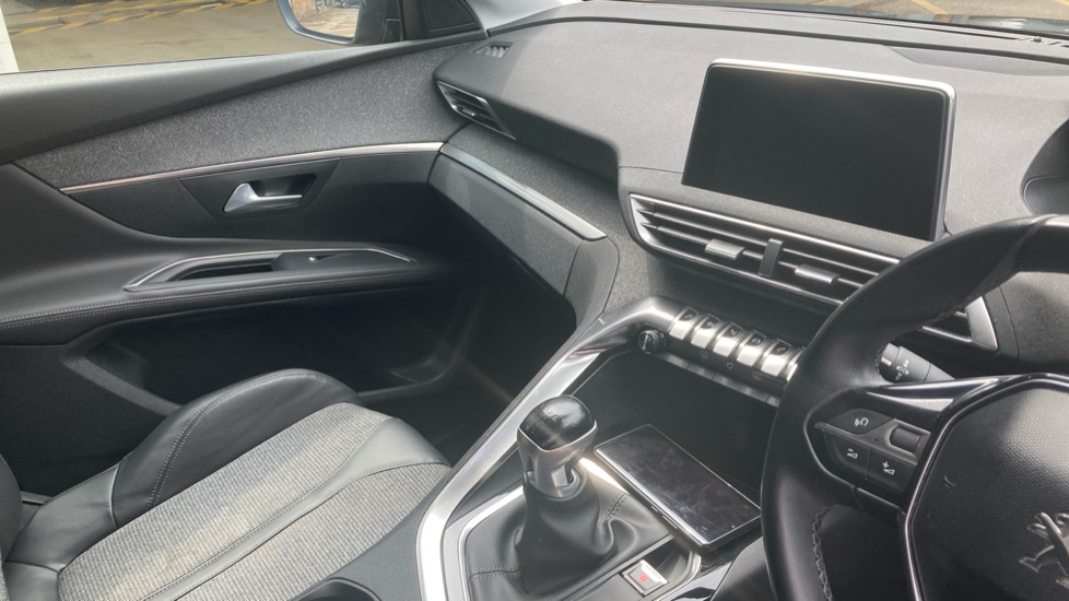 Peugeot 5008 1.5 BlueHDi Allure 5dr Diesel Estate - Image 14