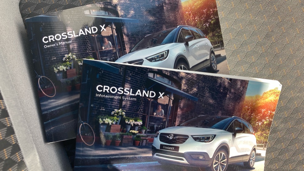 Vauxhall Crossland X 1.2T [110] Elite 5dr [6 Speed] [S/S] Petrol Hatchback - Image 19