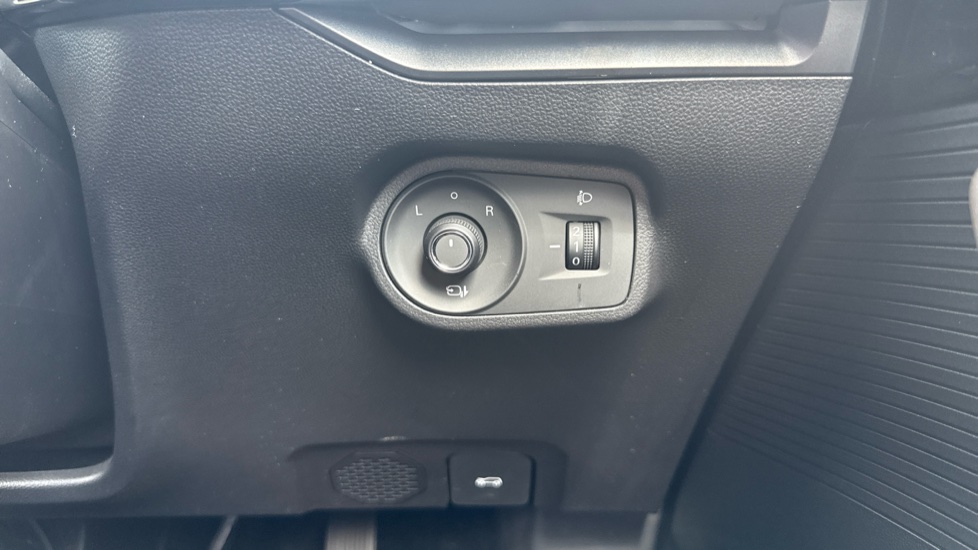 MG MG4 150kW Trophy EV Long Range 64kWh 5dr Auto Electric Hatchback - Image 24