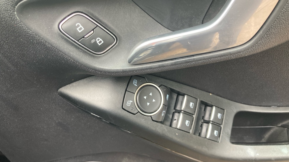 Ford Fiesta 1.0 EcoBoost 95 Trend 5dr Petrol Hatchback - Image 24