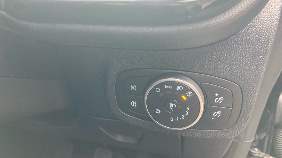 Ford Fiesta 1.0 EcoBoost 95 Trend 5dr Petrol Hatchback - Image 25