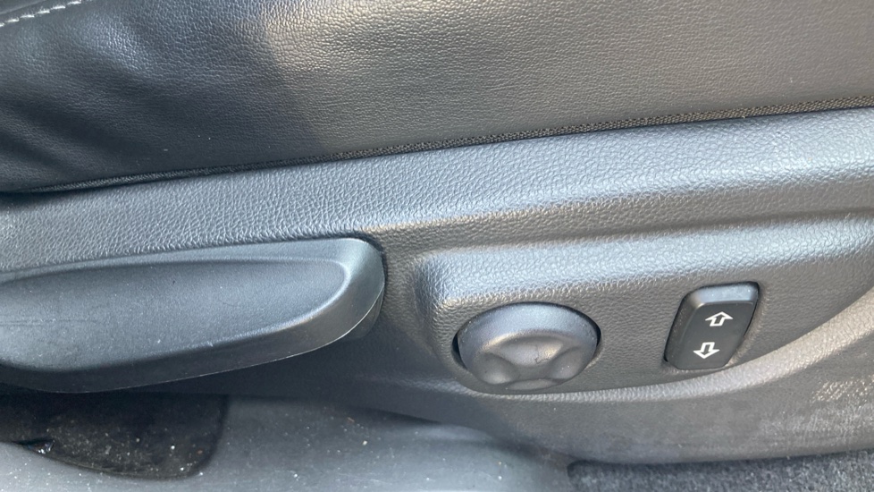 Vauxhall Mokka X 1.4T Elite 5dr Auto Petrol Hatchback - Image 37