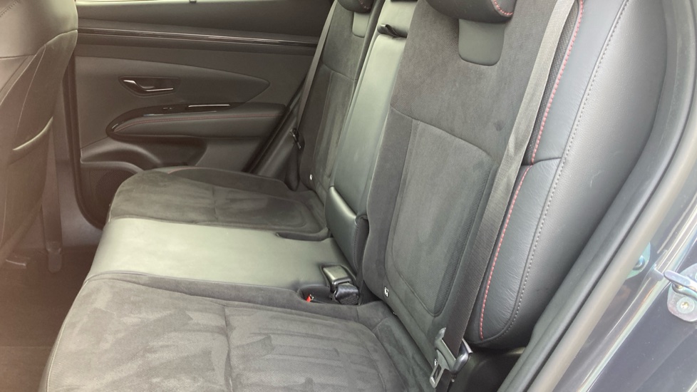 Hyundai TUCSON 1.6 TGDi Hybrid 230 N Line S 5dr 2WD Auto Hybrid Estate - Image 16