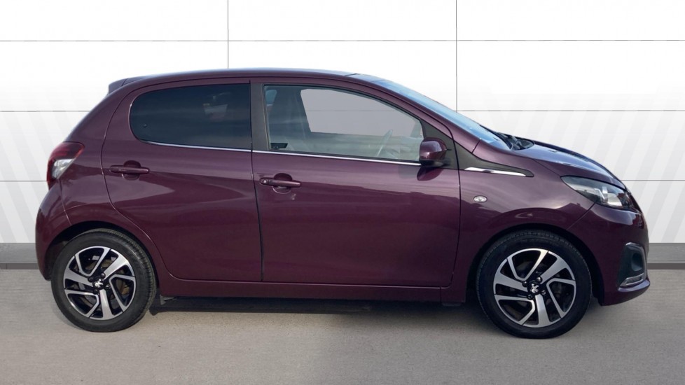 Peugeot 108 1.2 PureTech Allure 5dr Petrol Hatchback - Image 5