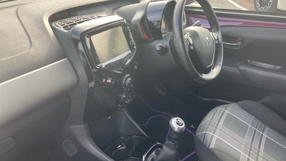 Peugeot 108 1.2 PureTech Allure 5dr Petrol Hatchback - Image 9