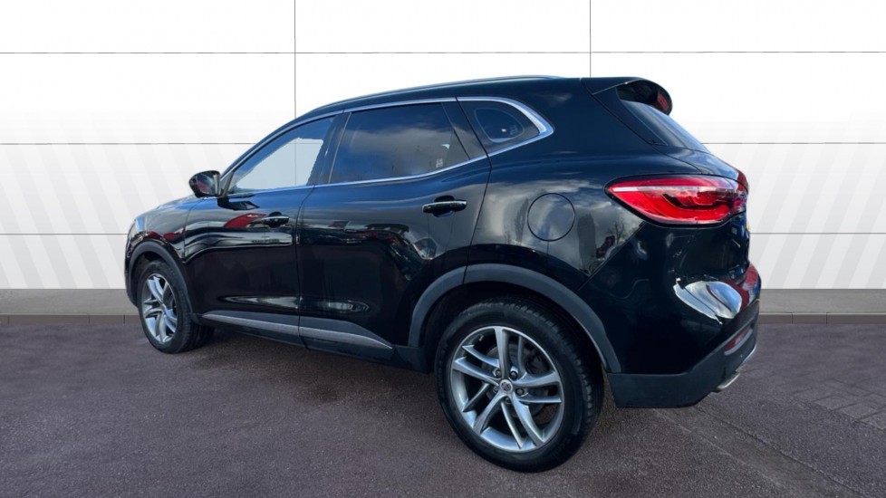 MG HS 1.5 T-GDI PHEV Exclusive 5dr Auto Hatchback - Image 2