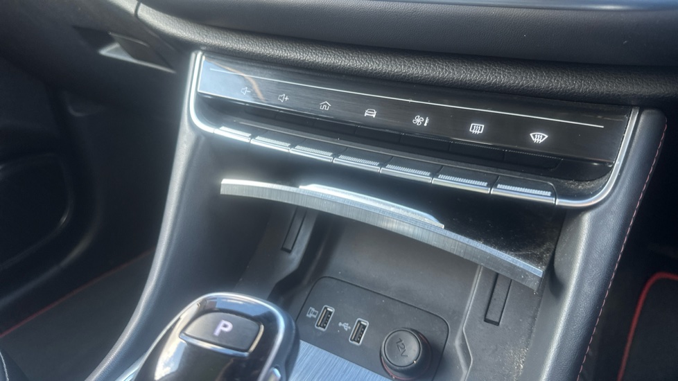 MG HS 1.5 T-GDI PHEV Exclusive 5dr Auto Hatchback - Image 34