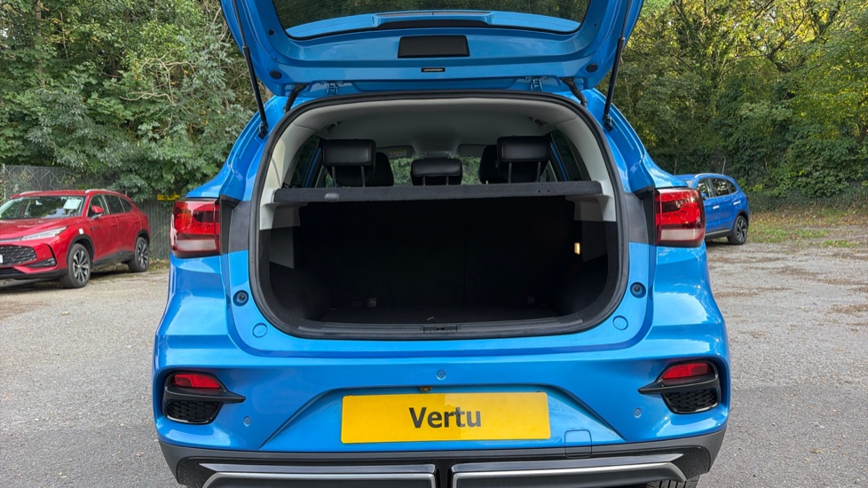 MG ZS 130kW Trophy Connect EV 51kWh 5dr Auto Electric Hatchback - Image 4