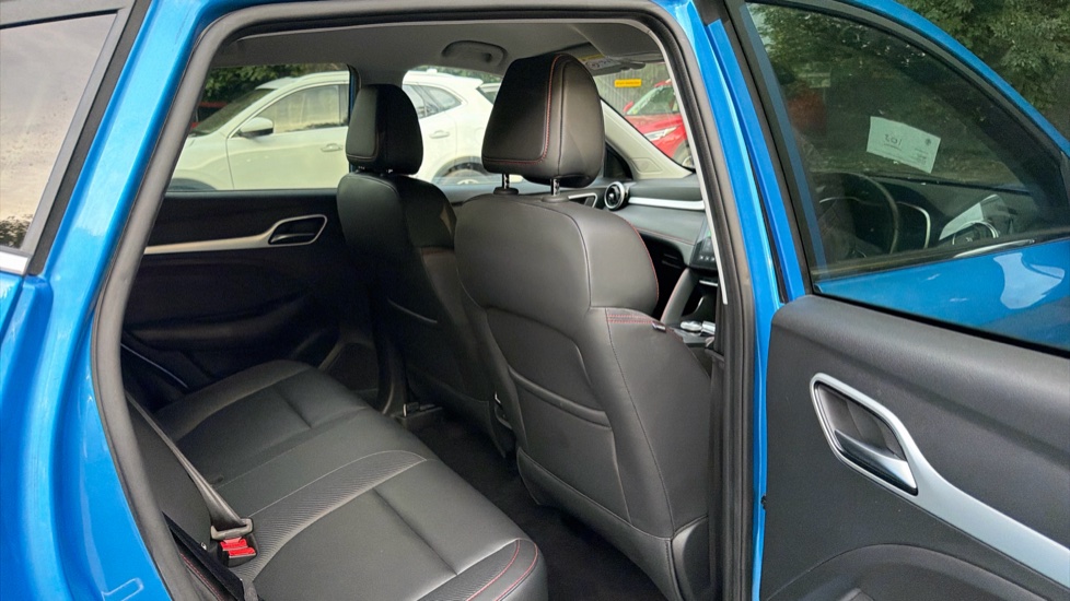 MG ZS 130kW Trophy Connect EV 51kWh 5dr Auto Electric Hatchback - Image 18