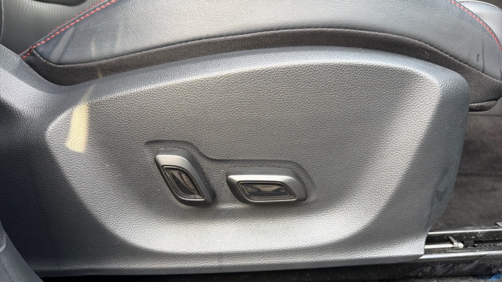 MG ZS 130kW Trophy Connect EV 51kWh 5dr Auto Electric Hatchback - Image 23