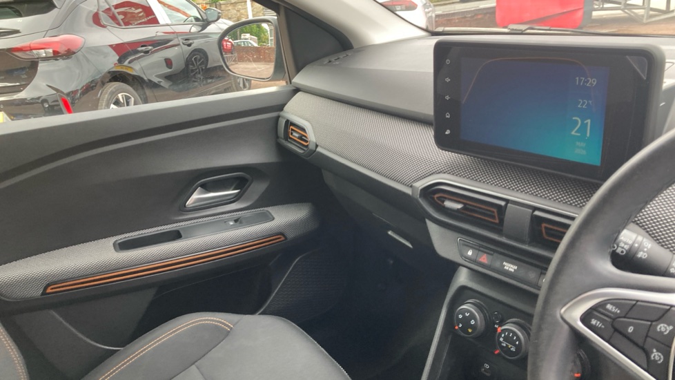 Dacia Sandero Stepway 1.0 TCe Comfort 5dr Petrol Hatchback - Image 14