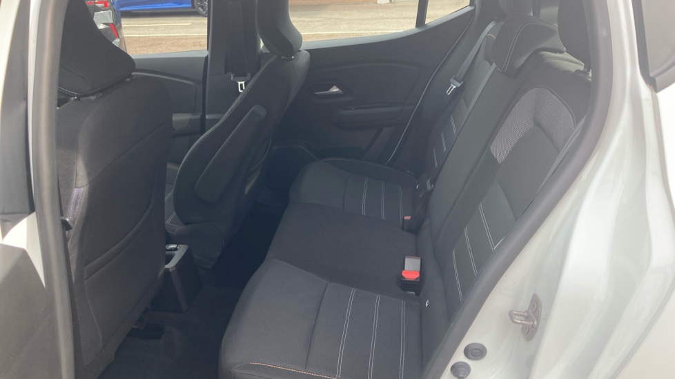 Dacia Sandero Stepway 1.0 TCe Comfort 5dr Petrol Hatchback - Image 16