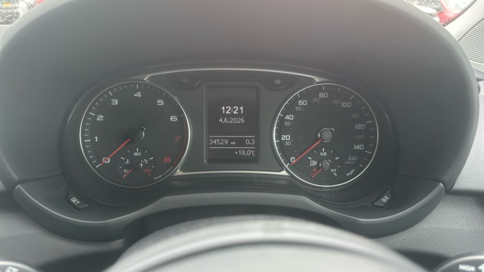 Audi A1 1.4 TFSI Sport 5dr S Tronic Petrol Hatchback - Image 18