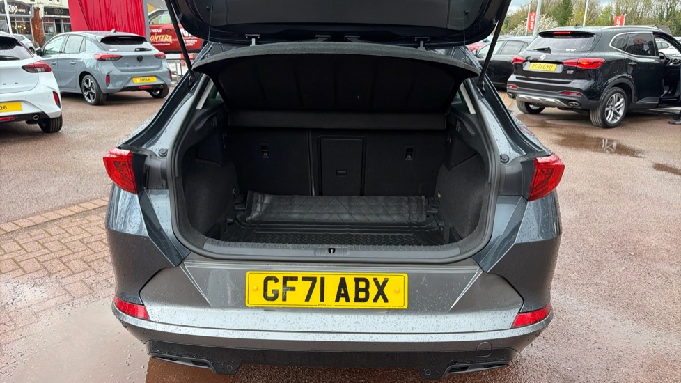CUPRA Formentor 1.5 TSI 150 V2 5dr Petrol Estate - Image 4