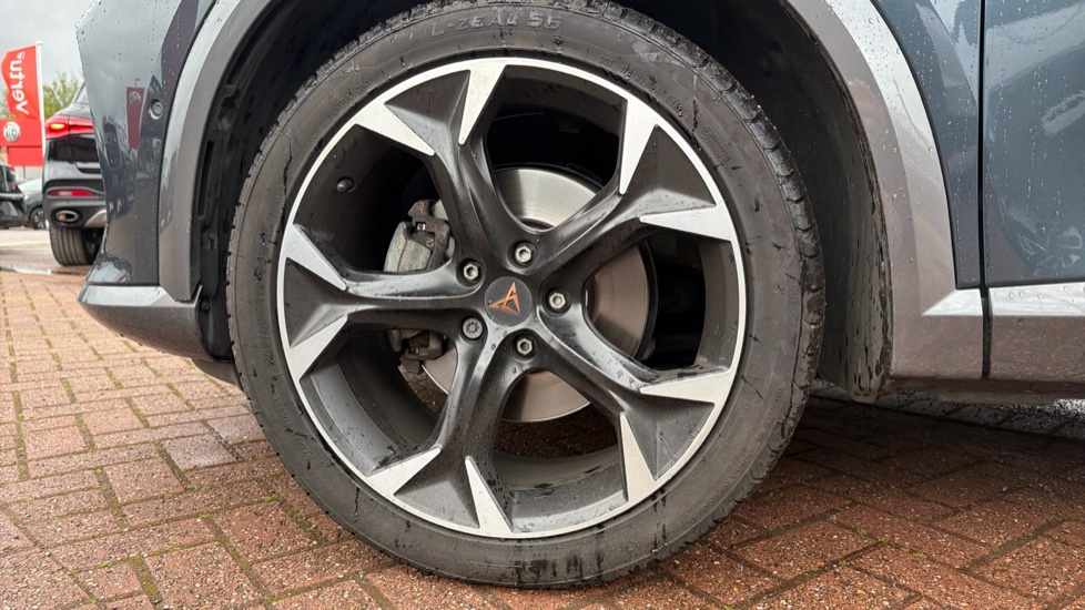 CUPRA Formentor 1.5 TSI 150 V2 5dr Petrol Estate - Image 7