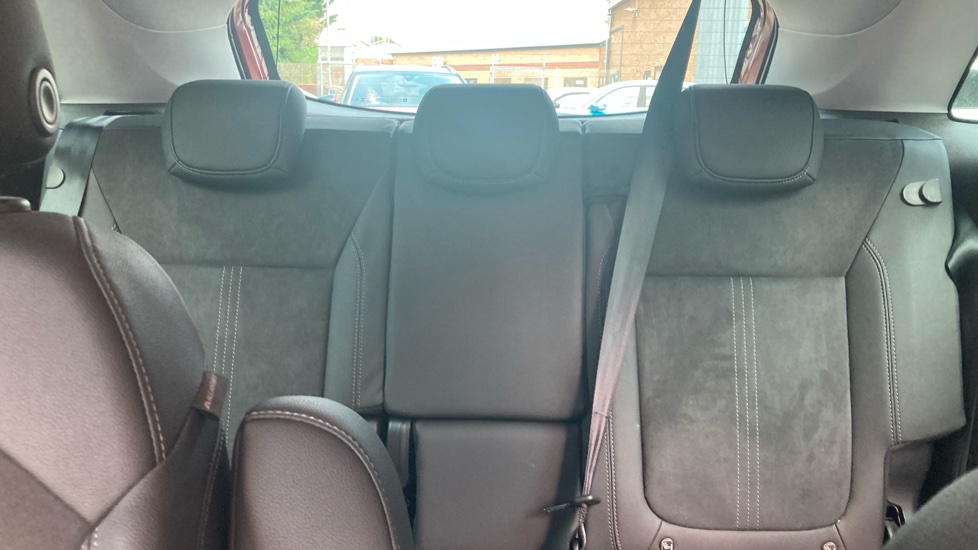 Vauxhall Crossland 1.2 Turbo Ultimate 5dr Petrol Hatchback - Image 15