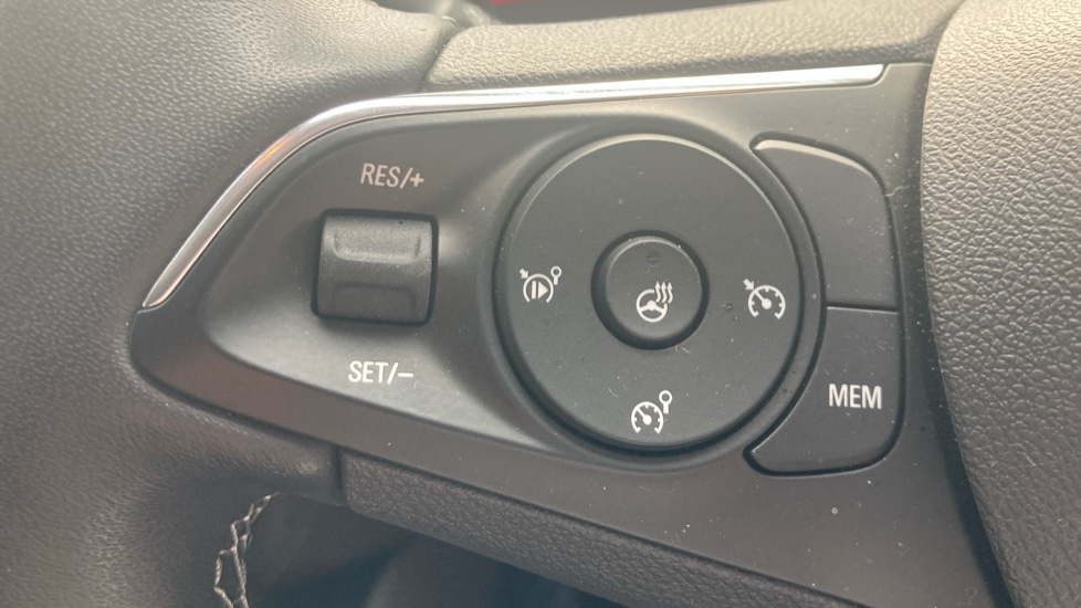 Vauxhall Crossland 1.2 Turbo Ultimate 5dr Petrol Hatchback - Image 27