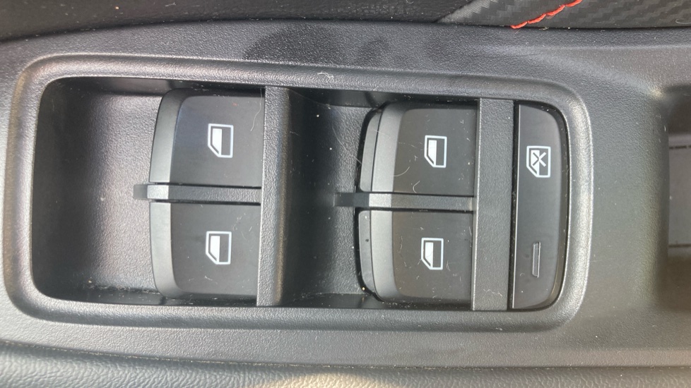 MG ZS 130kW Trophy EV 51kWh 5dr Auto Electric Hatchback - Image 22