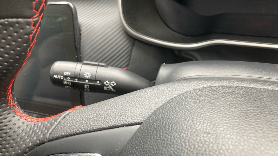 MG ZS 1.5 VTi-TECH Exclusive 5dr Petrol Hatchback - Image 29
