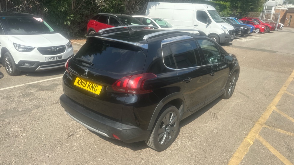 Peugeot 2008 1.5 BlueHDi 100 Allure Premium 5dr [5 Speed] Diesel Estate - Image 8