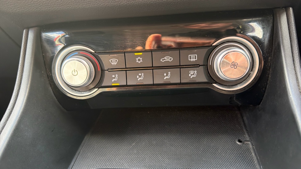 MG ZS 105kW Excite EV 45kWh 5dr Auto Electric Hatchback - Image 18