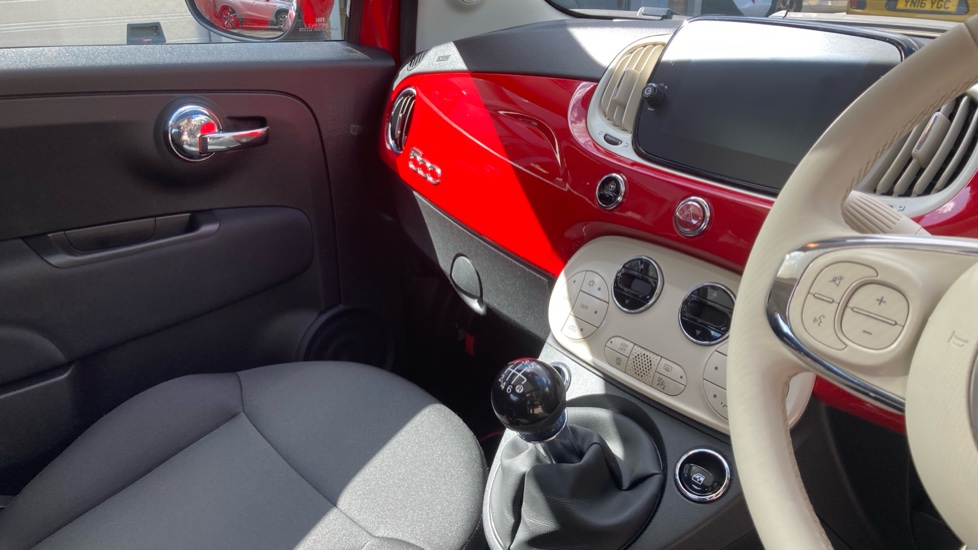 Fiat 500 1.0 Mild Hybrid Top 3dr Petrol Hatchback - Image 14