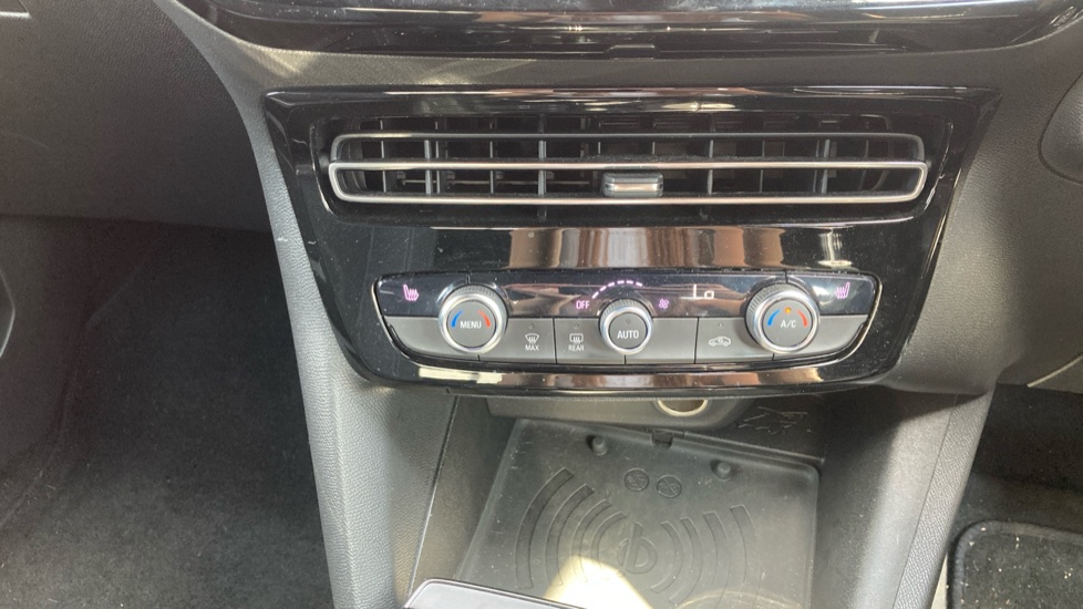 Vauxhall Mokka 100kW Ultimate 50kWh 5dr Auto Electric Hatchback - Image 25