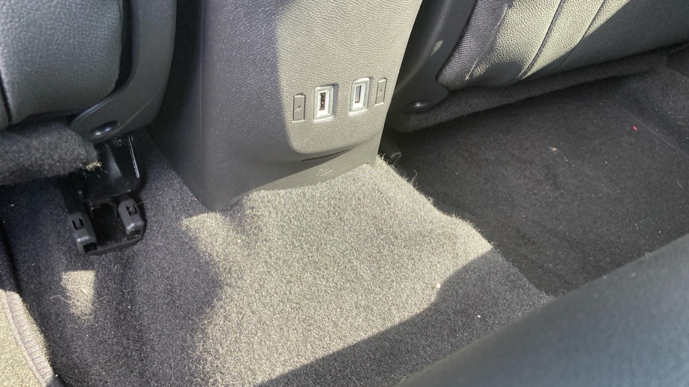 Vauxhall Mokka 100kW Ultimate 50kWh 5dr Auto Electric Hatchback - Image 29