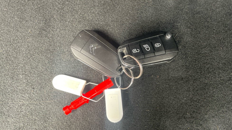 Citroen C3 1.2 PureTech 110 Flair Plus 5dr EAT6 Petrol Hatchback - Image 20