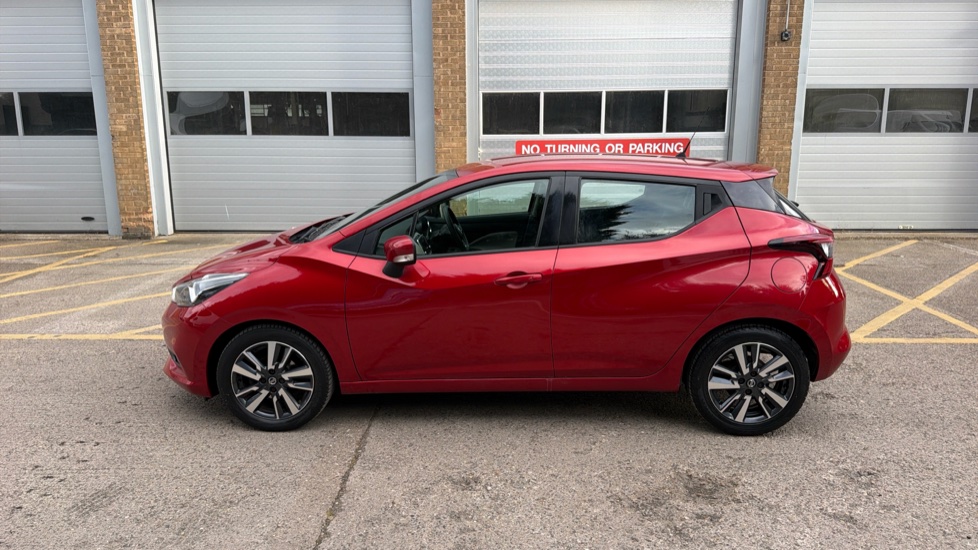 Nissan Micra 1.0 Acenta Limited Edition 5dr Petrol Hatchback - Image 11