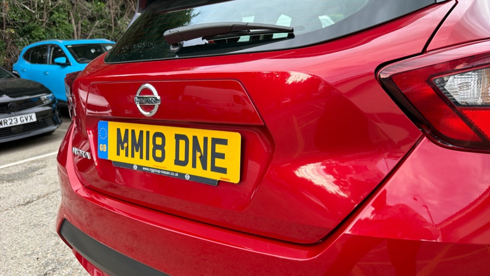 Nissan Micra 1.0 Acenta Limited Edition 5dr Petrol Hatchback - Image 14